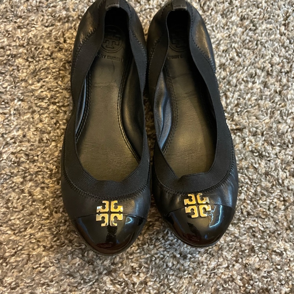 Tory Burch Black Flats with Gold Logo Jolie size 6.5